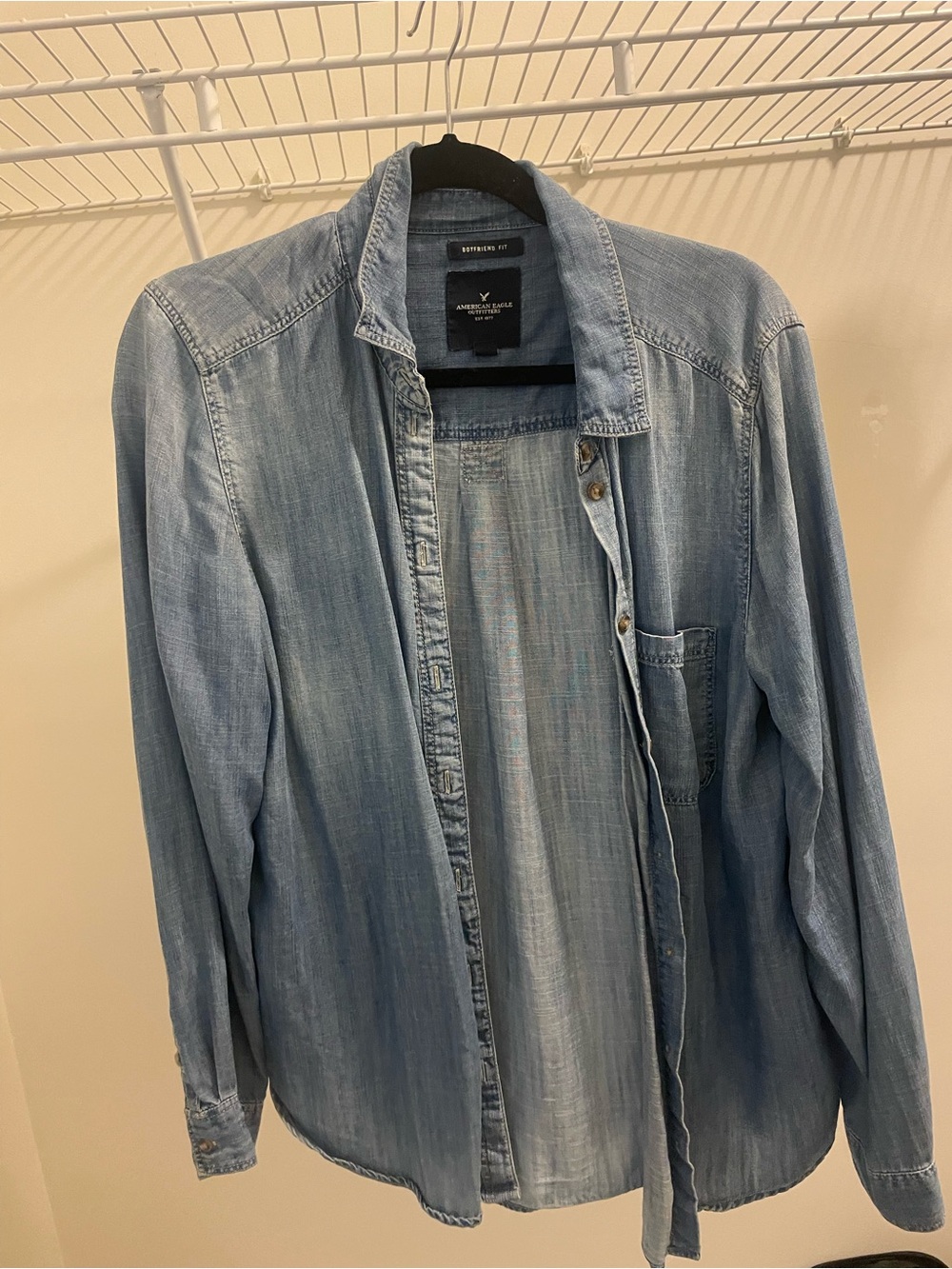 American Eagle Outfitters Light Wash Denim Shirt Jacket